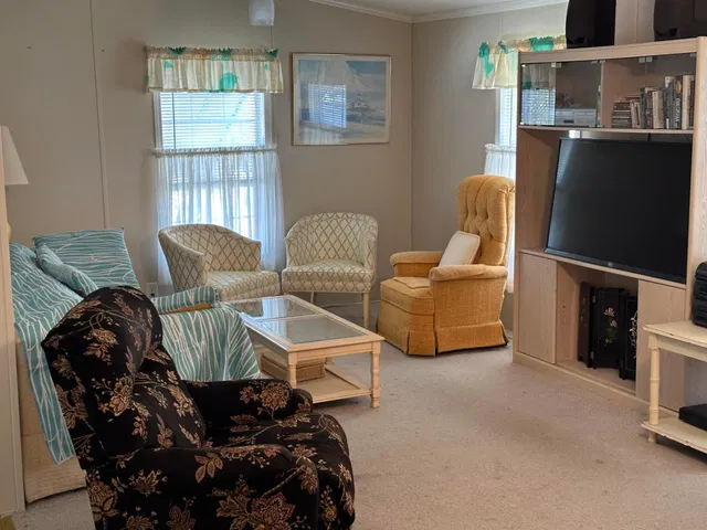 Residence photo 8