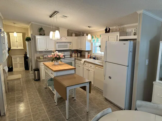 Residence photo 11