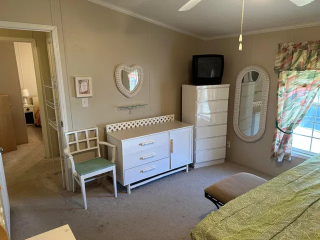 Residence photo 30