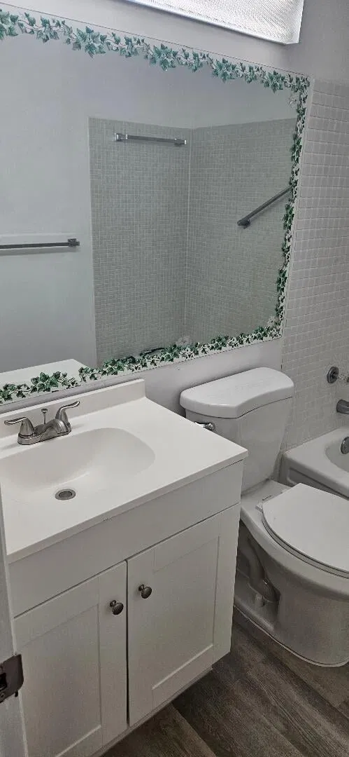 Unit 111 photo 12