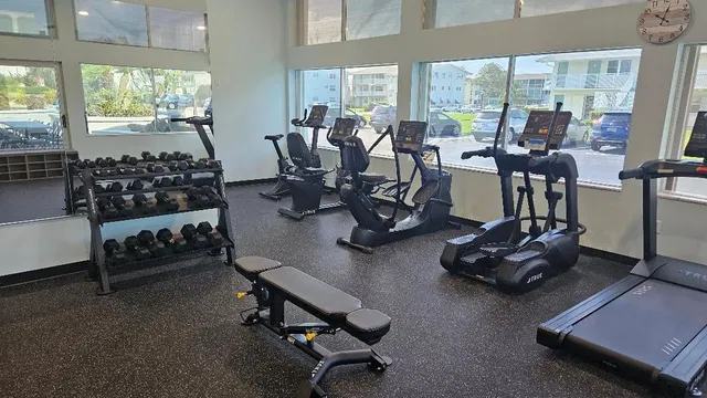 Unit 111 photo 17