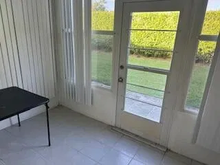 Unit 105 photo 7