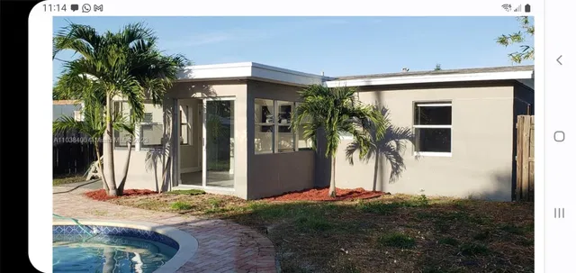Residence photo 17