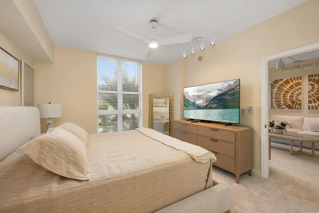 City Palms Unit 207 photo 9