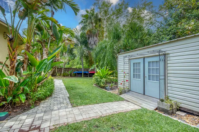 Jupiter River Estates Residence photo 24