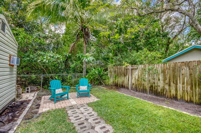 Jupiter River Estates Residence photo 25