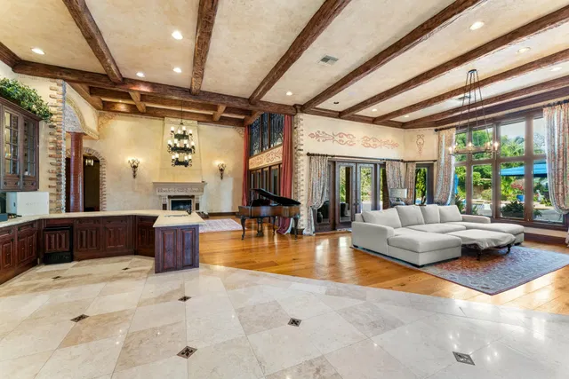 Frenchman's Creek Residence photo 6
