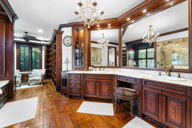 Frenchman's Creek Residence photo 8