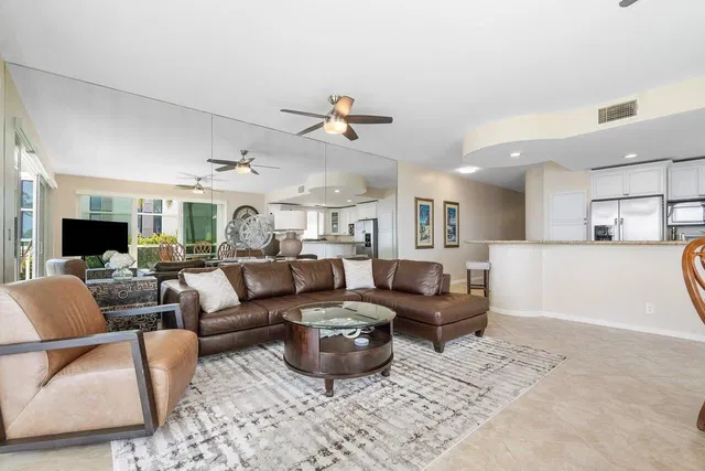 Singer Island Unit 204 photo 9