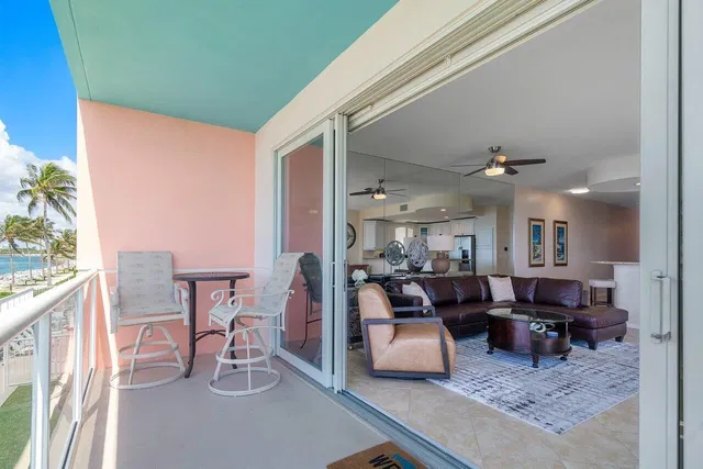 Singer Island Unit 204 photo 24