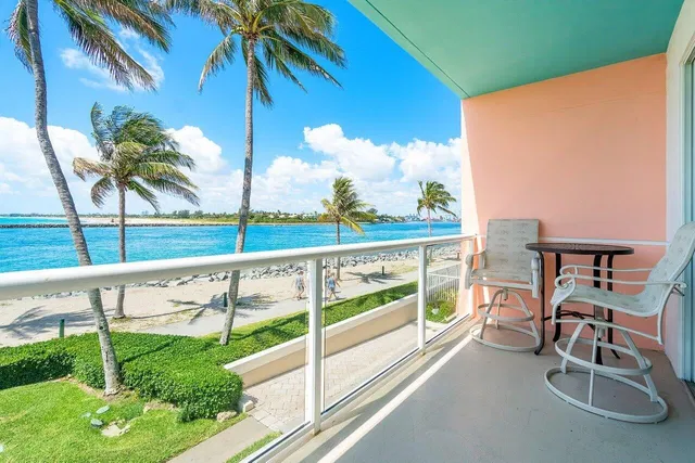 Singer Island Unit 204 photo 25