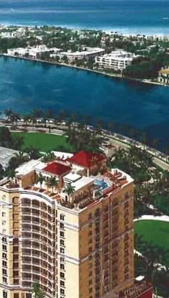 Esplanade Grande Unit 904 photo 2