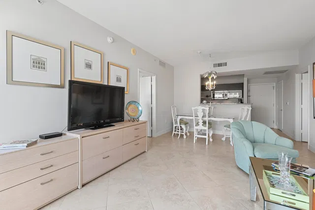 CityPlace South Tower Unit 1609 photo 9