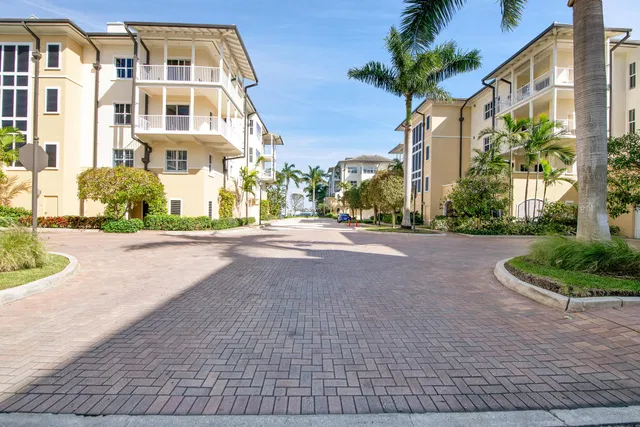 Flagler Landing Unit 301 photo 4
