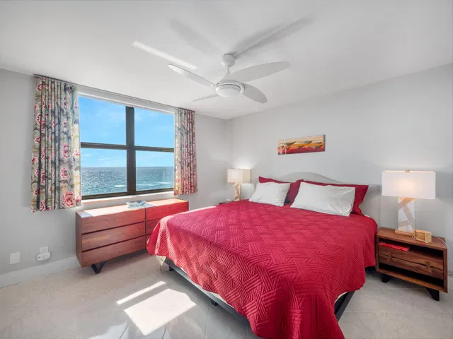 Singer Island Residence photo 15