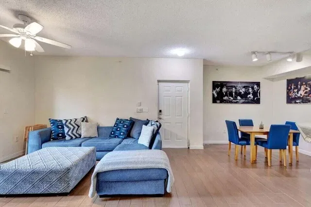 Unit 105 photo 13