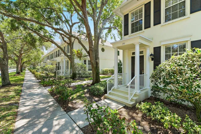 Charleston Court at Abacoa Residence photo 2