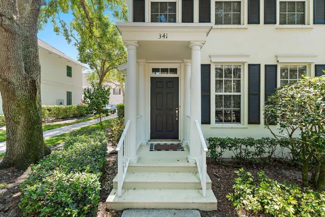 Charleston Court at Abacoa Residence photo 3