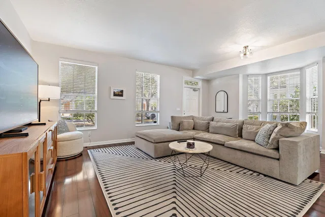 Charleston Court at Abacoa Residence photo 7
