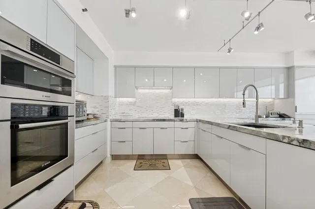 Boca Raton Unit 1004 photo 7