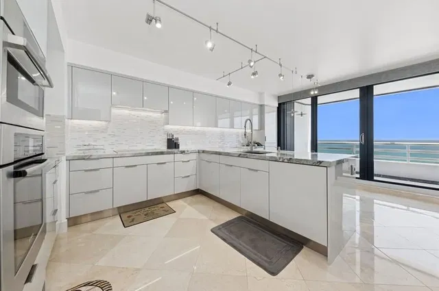 Boca Raton Unit 1004 photo 8