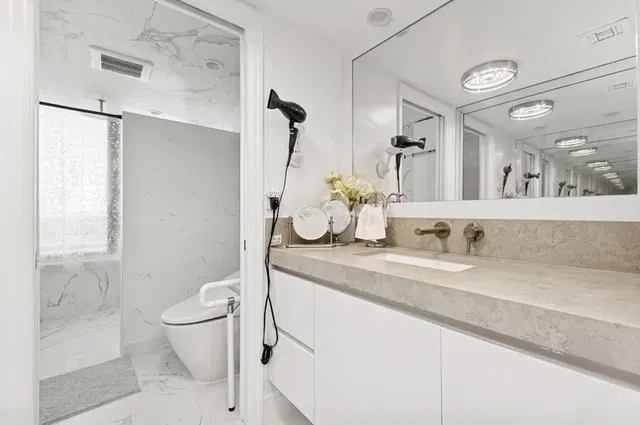 Boca Raton Unit 1004 photo 16