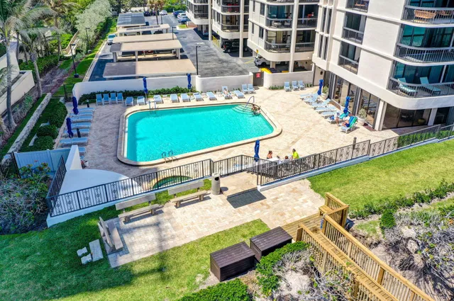 Eastpointe Singer Island Unit 15 A photo 10