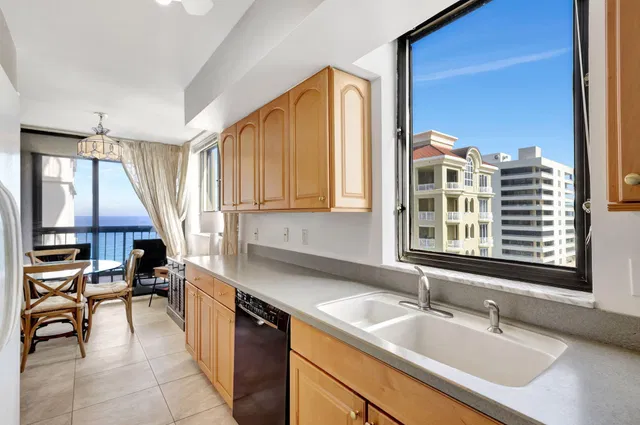 Eastpointe Singer Island Unit 15 A photo 26