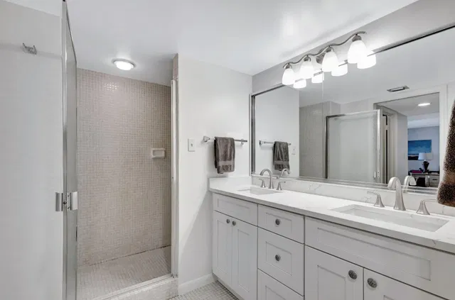 Eastpointe Singer Island Unit 15 A photo 32