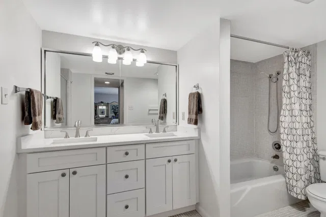 Eastpointe Singer Island Unit 15 A photo 34