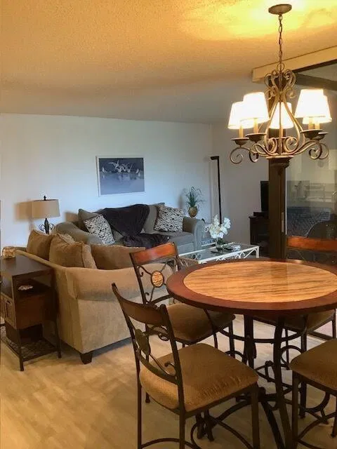 Unit 9209 photo 6