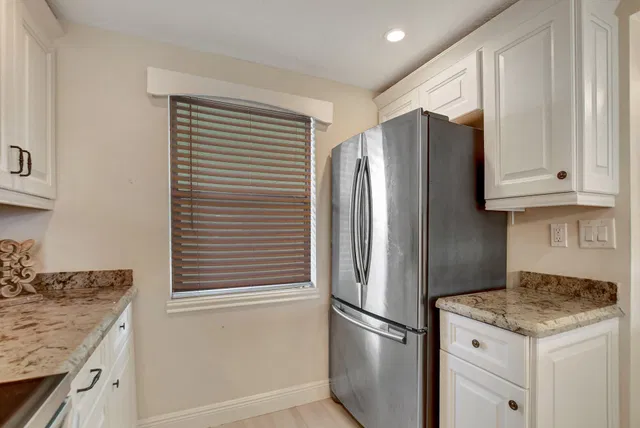  Unit 1120 photo 6