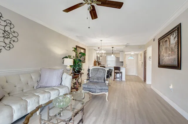  Unit 1120 photo 11