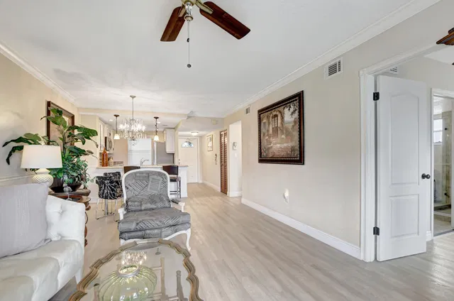  Unit 1120 photo 12