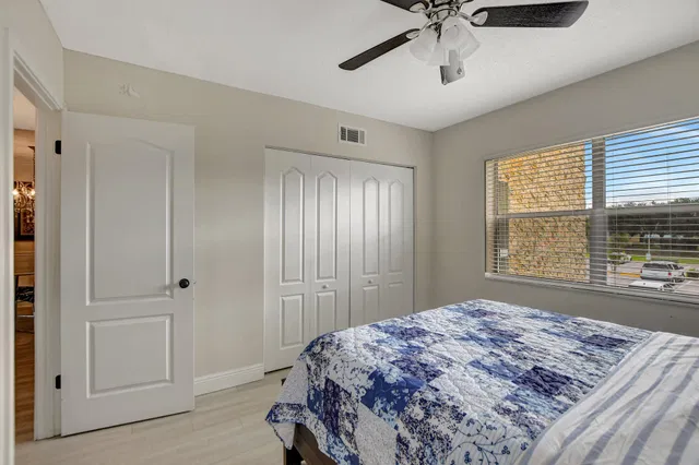  Unit 1120 photo 20