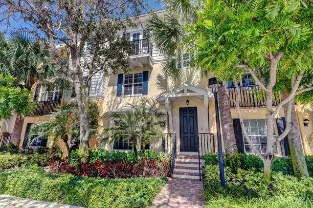 Magnolia Court Residence photo 4