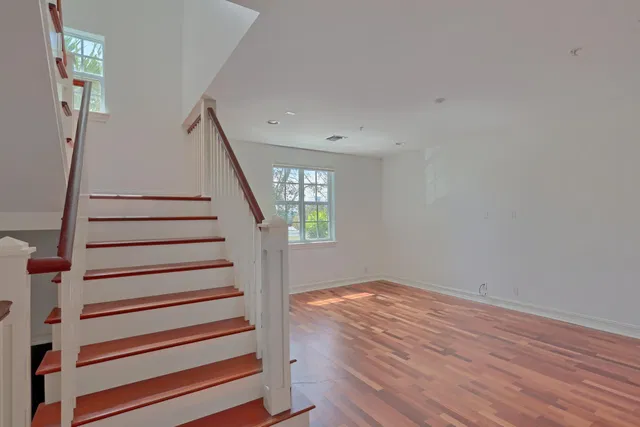 Magnolia Court Residence photo 13