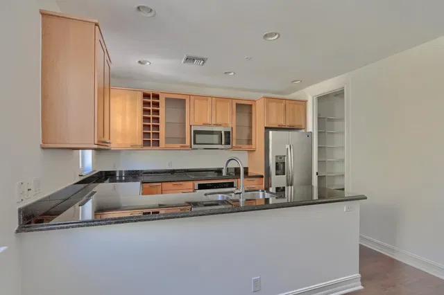 Magnolia Court Residence photo 26