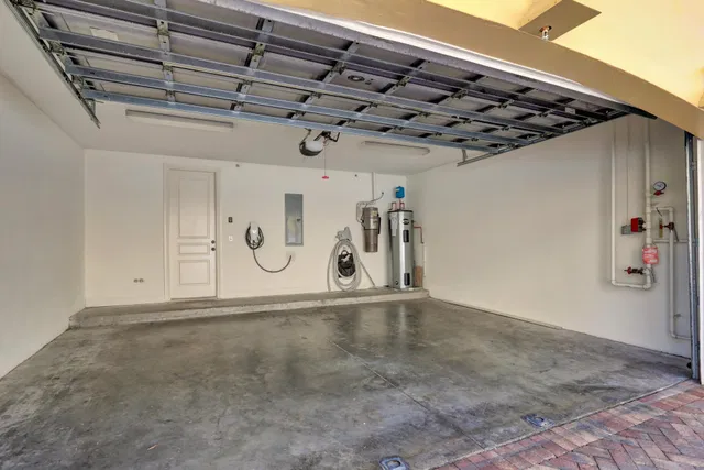 Magnolia Court Residence photo 43