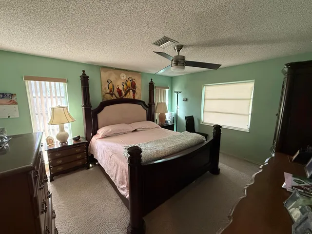 Unit A photo 35