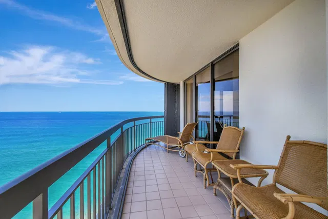 4000 N Ocean Singer Island Unit 2401 photo 10