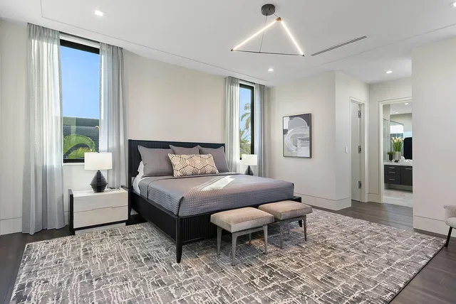 Residence photo 66