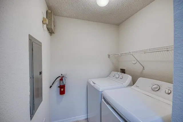  Unit 105 photo 36