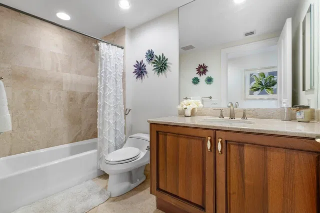 Renaissance on the Ocean Unit 1651 photo 23