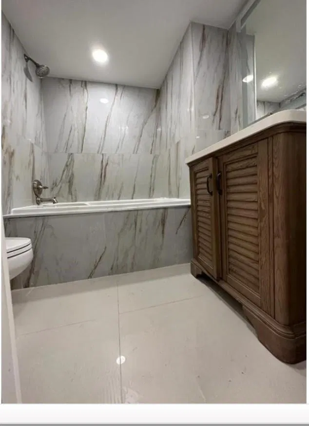 Unit 118 photo 18