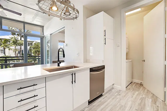 The Meridian Unit 207 photo 6
