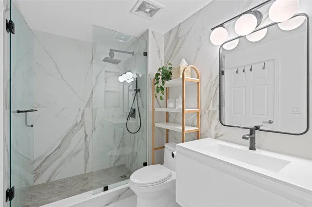 The Montecito Unit 1213 photo 6