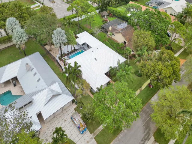 Boca Bath & Tennis Residence photo 5