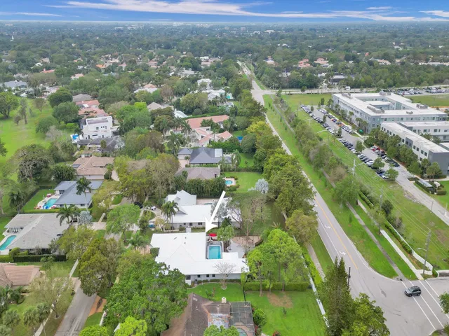 Boca Bath & Tennis Residence photo 6