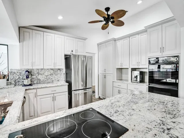 Boca Bath & Tennis Residence photo 25